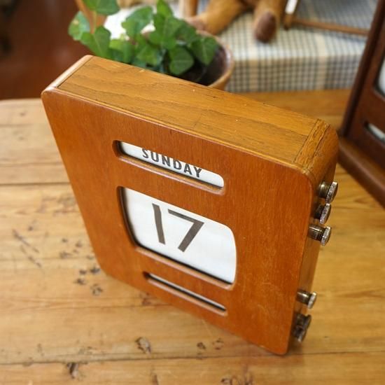 イギリス ヴィンテージ 壁掛けの万年カレンダー バンクカレンダー