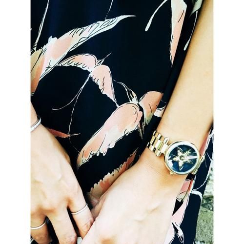 箱付き・電池交換済】 MARC JACOBSレディースウォッチブラック 箱付き