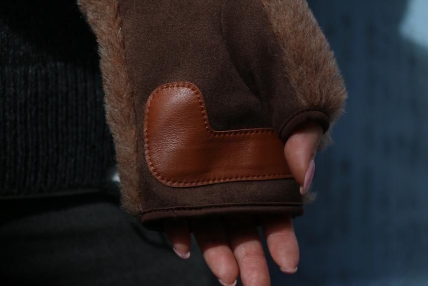 Unlikely Bear Hand Glove アンライクリー Unlikely | アンライクリー