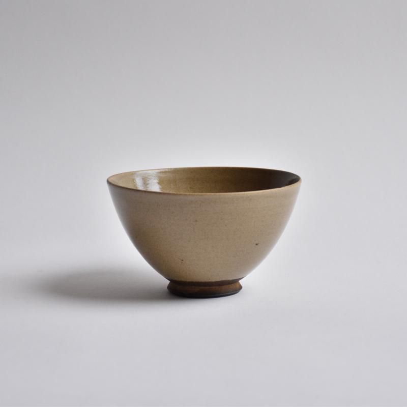 古い朝鮮の茶碗 前茶碗 4 平ととや茶碗 朝鮮（李朝初期)