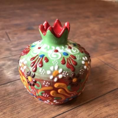 トルコ☆キュタフヤ陶器のざくろ飾り壺 グリーン&レッド - トルコ雑貨