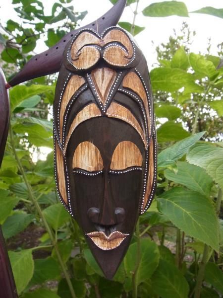 パプアニューギニア お面 マスク 木製 木彫り 壁掛け