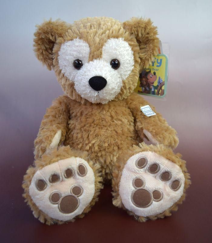 ディズニーシー可愛いお顔の特大サイズのダッフィー