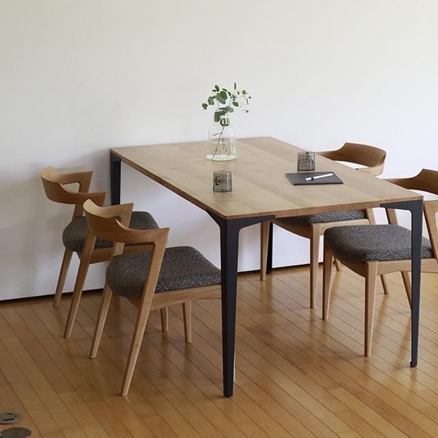 日進木工（Formsシリーズ）JMタイプ ダイニングテーブル