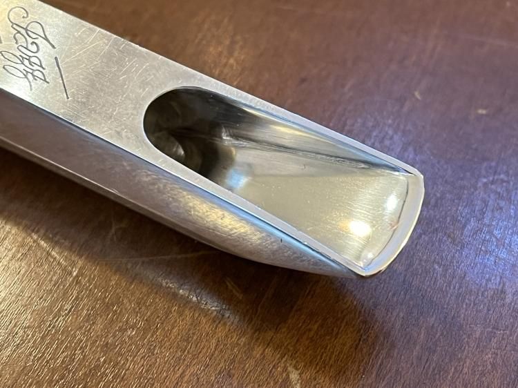 委託品 セルマー アルトサックスマウスピース ジャズメタル D テーブル