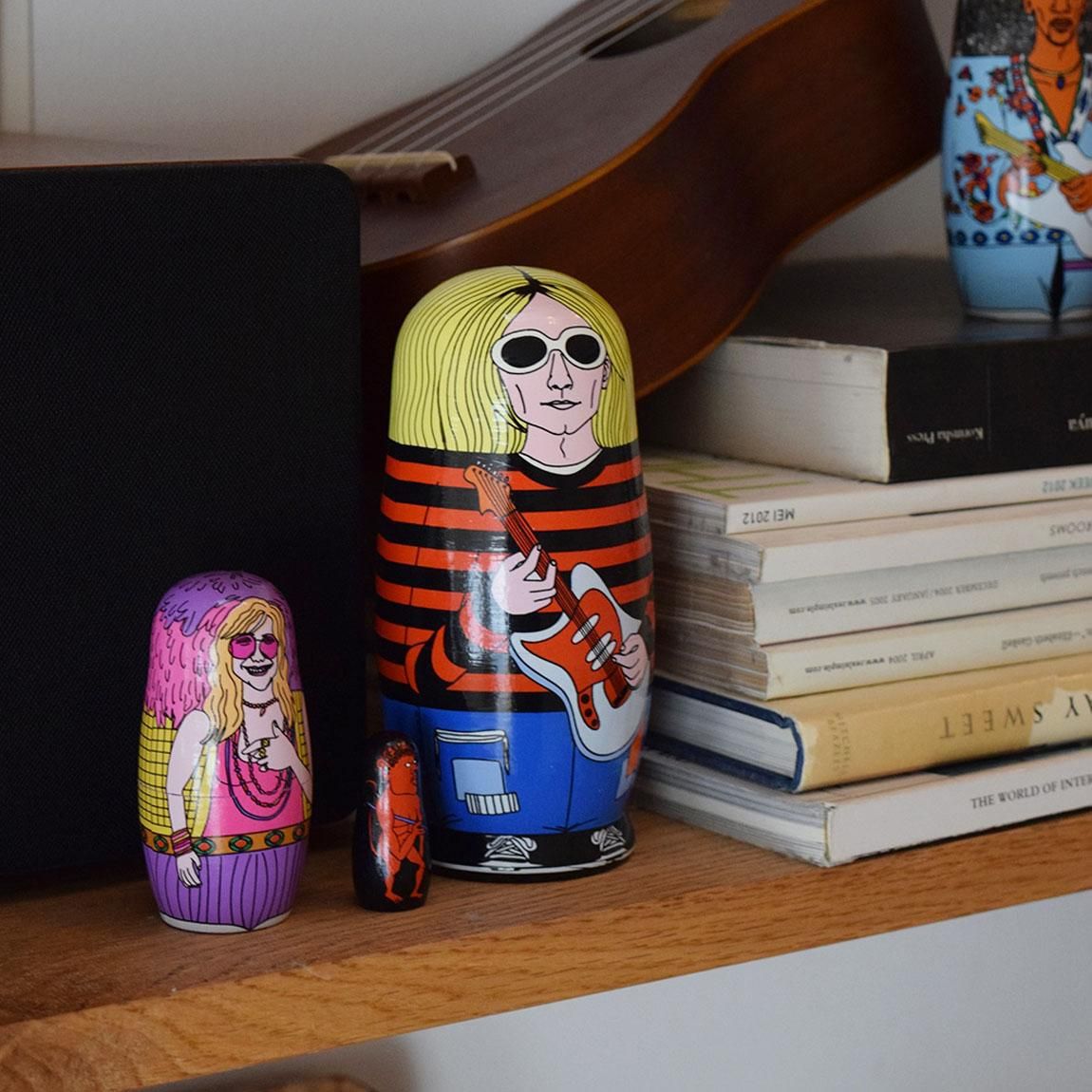 27 マトリョーシカ | アーティスト MIDORI KOMATSU - Anchor Bridge