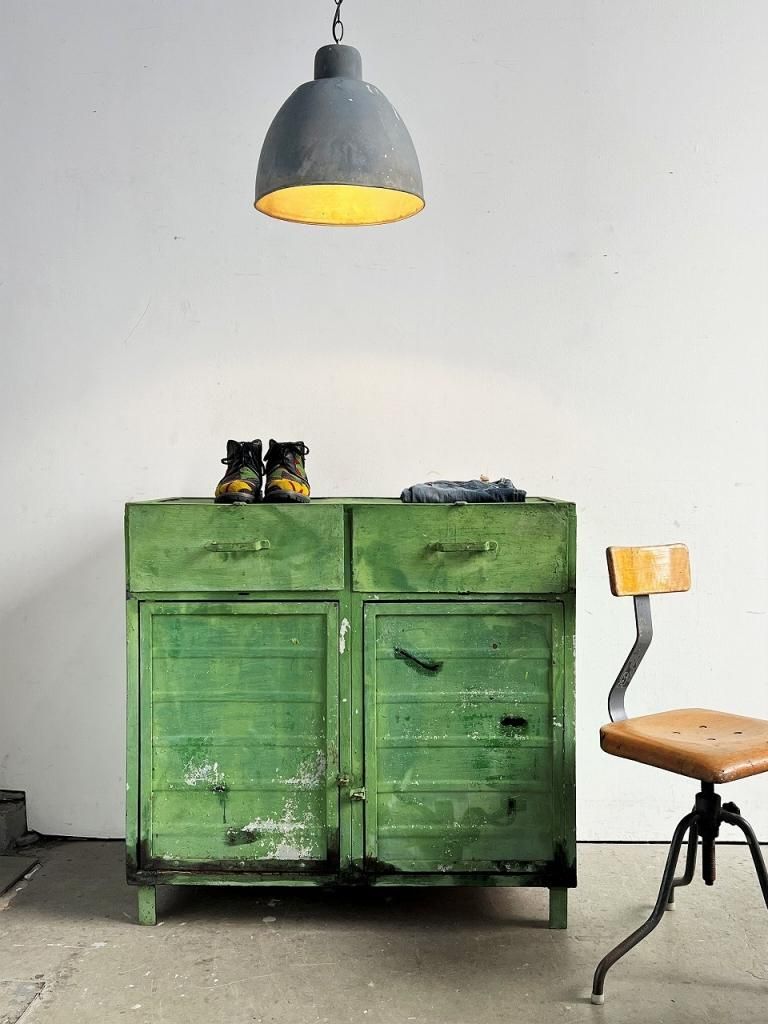 ヴィンテージ インダストリアル スチール キャビネット - アンティーク