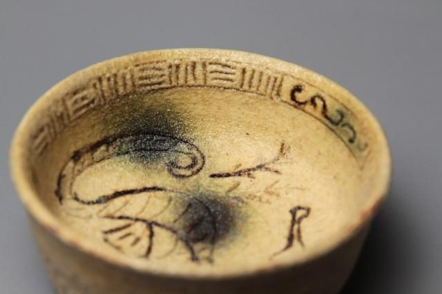 深見文紀 黄瀬戸 胴紐 ぐい呑 共箱 共布 栞 漫画織部作家 酒器 深見