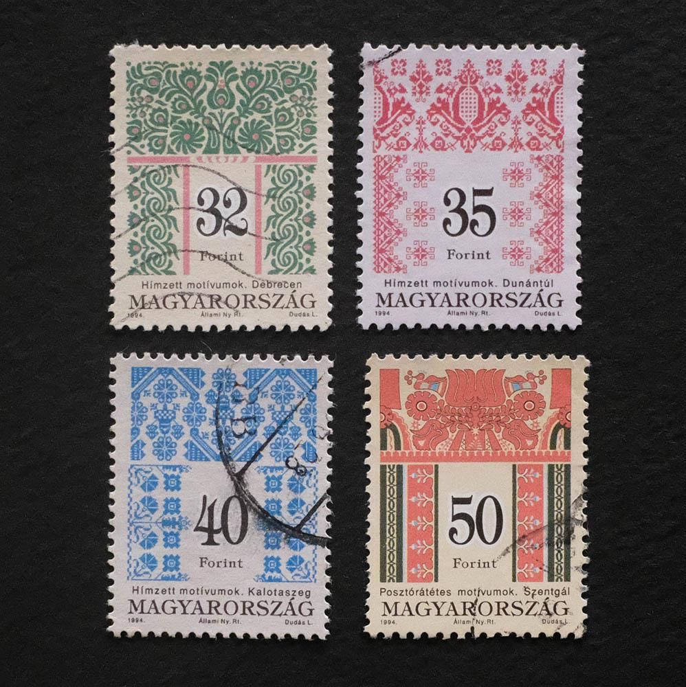 ハンガリーの消印つき刺しゅう切手セット - チャルカお買いものサイト