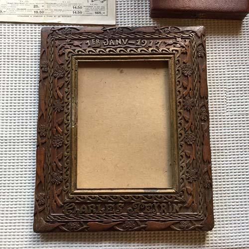 アンティーク 木彫りの額縁（1917年） soracoya