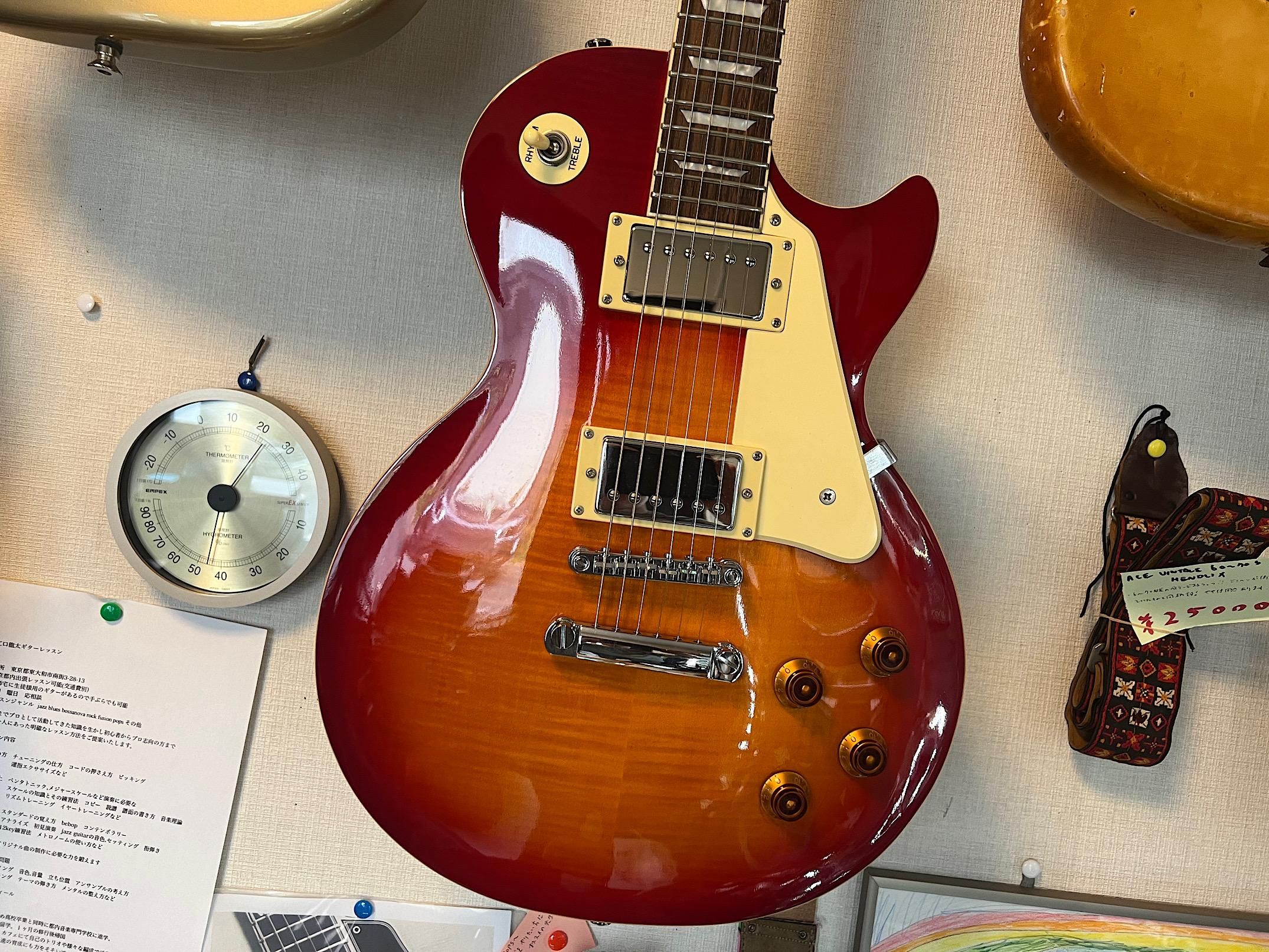 K-ON！ YUI HIRASAWA LESPAUL TYPE 数量限定販売された「けいおん