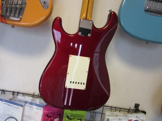 FENDER J ST57M-US 生産完了のミディアムスケール／ダウンサイジング