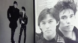 B'z 1989年ツアー・パンフレット LIVE-GYM ＃000 OFF THE LOCK 超大型