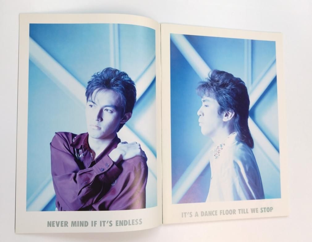 B'z off the lock ツアーパンフレット B'z LIVE-GYM #00 OFF THE LOCK