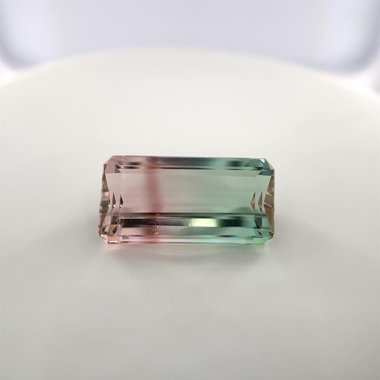 507972 ﾊﾞｲｶﾗｰﾄﾙﾏﾘﾝ ﾙｰｽ EM 5.058ct 日独ソ付 - カピルのお店