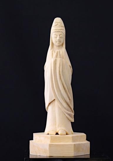 銅製:岩上白衣観世音菩薩立像 銅製:岩上白衣観世音菩薩立像 白衣観音