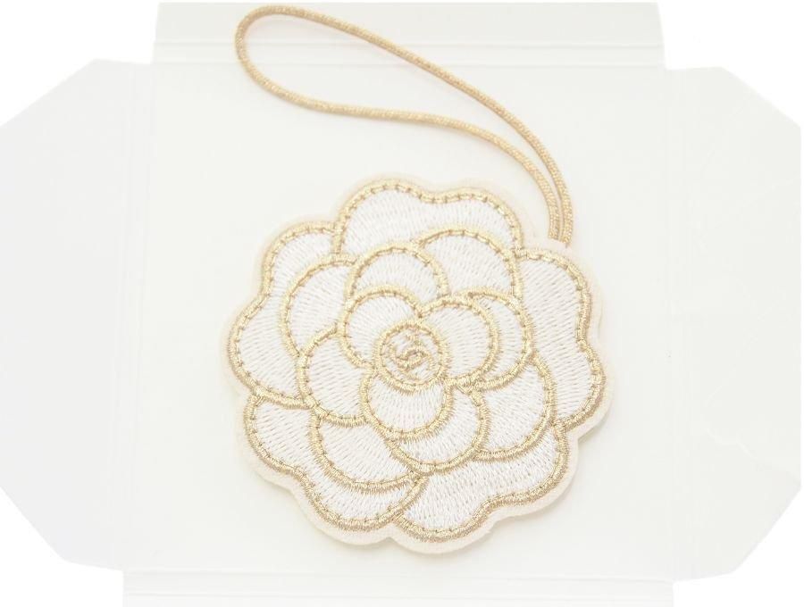 シャネル ノベルティ カメリア 刺繍チャーム LA COLLECTION ココマーク