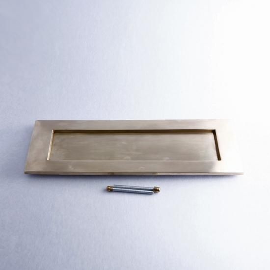 大きな真鍮レタープレート 郵便受け A4封筒投函サイズ 35.3cm クロネコ