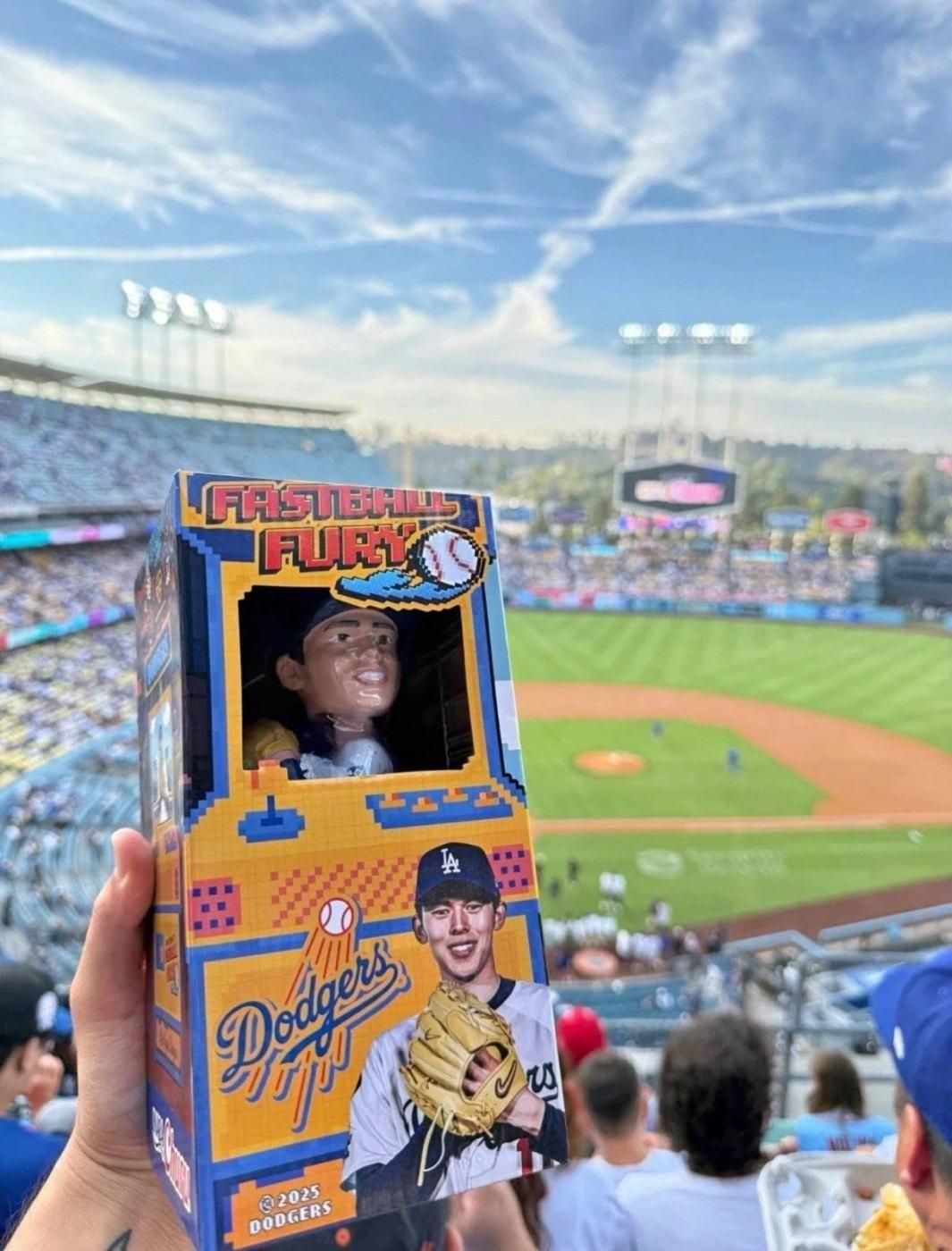 ドジャース スタジアム限定】8/4 限定 佐々木朗希 記念 ボブルヘッド