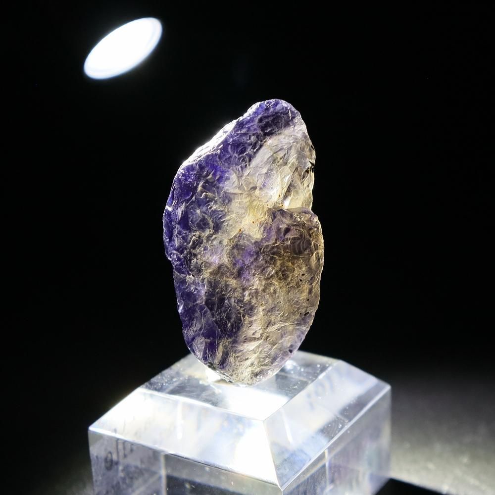 一点物】アイオライト（菫青石）原石 / マダガスカル産