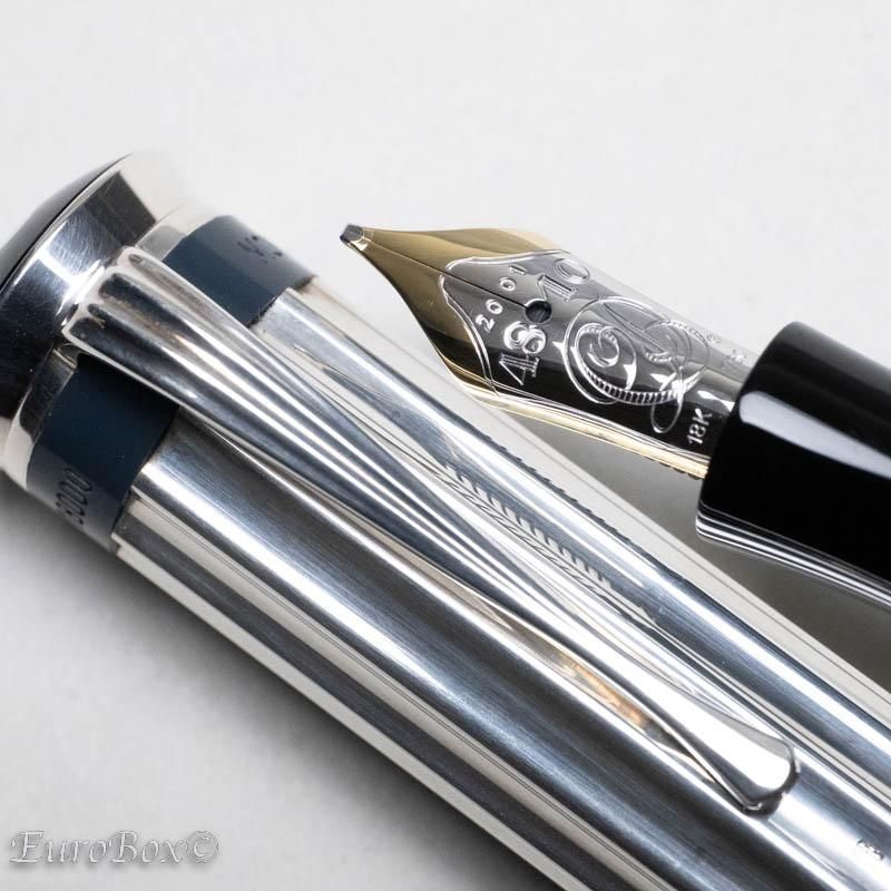 31年前の物です。MONT BLANC 万年筆 ケース付き14k