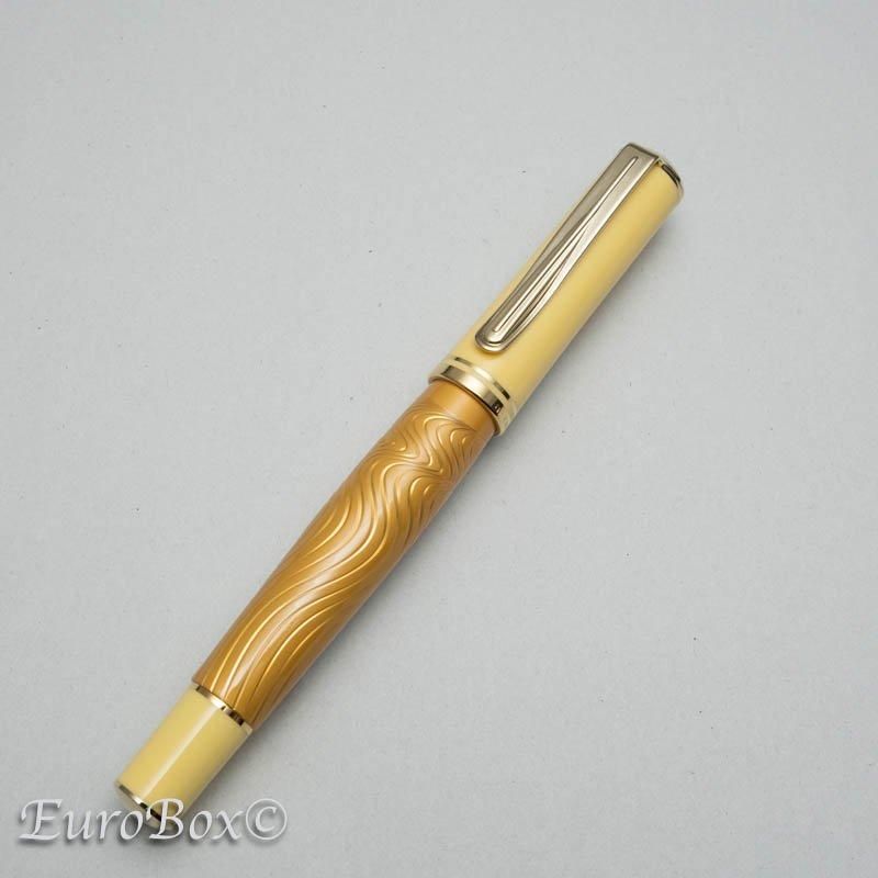 ペリカン 万年筆 自然の美観シリーズ M640 サハラ Pelikan M640 Sahara