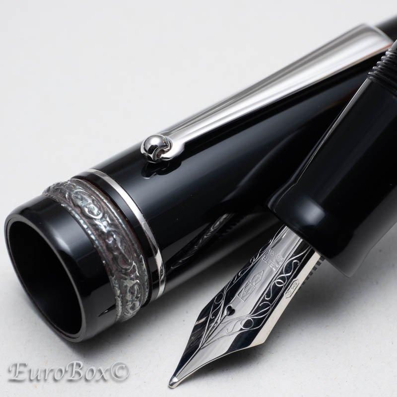 デルタ 万年筆 ドルチェビータ ミディアム ピストン フィリング DELTA