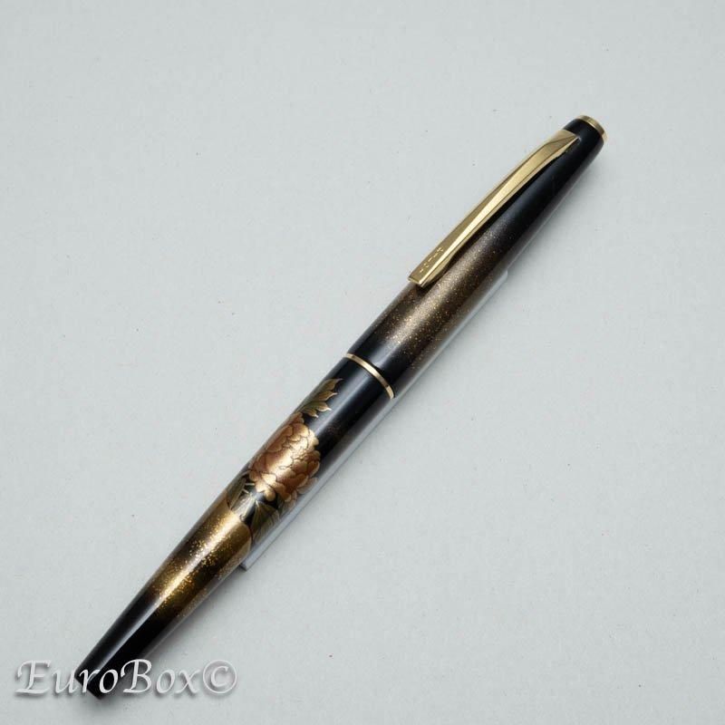 PILOT パイロット パイロット 漆蒔絵 14K 585 金 万年筆 箱付き PILOT