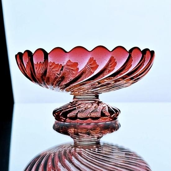 薔薇色のオールドバカラ バンブーの赤いコンポート【19世紀末頃