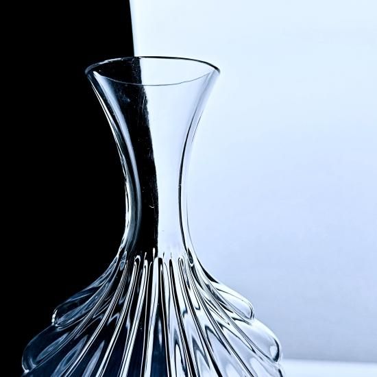 輝くオールドバカラ 貝がらの美しいフラワーベース【1936年以降