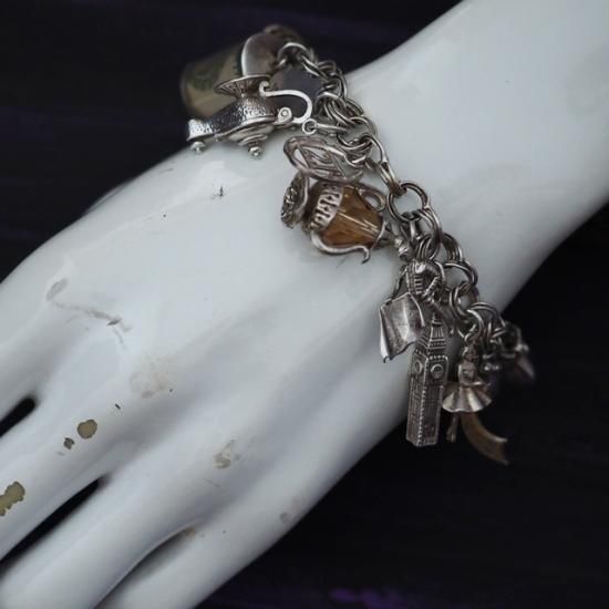 イギリス製 ヴィンテージシルバーチャームブレスレット