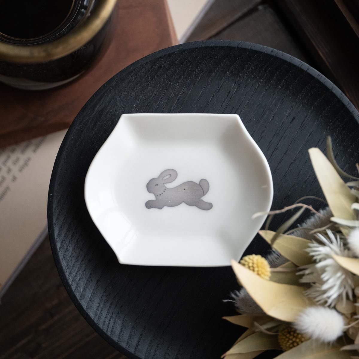 竹村聡子 銀獣豆皿／ウサギ／昼 - alltid｜オルティッド 暮らしの道具