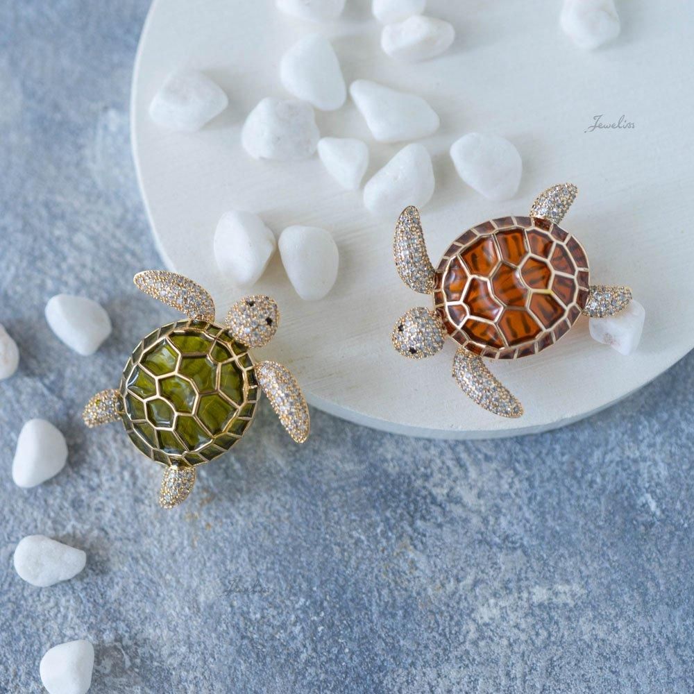 Jeweliss ブローチ トルチェス Tortues 亀 カメ 長寿 縁起物 ゴールド