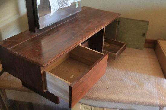 アンティークドレッサー | 昭和レトロな鏡台 - KENARU