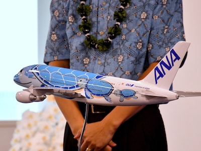 ANA A380 特別塗装モデル 1⁄200 ※エンジン脱落 ANA A380 特別塗装