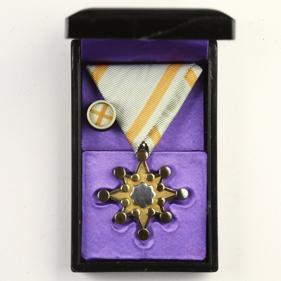 貨幣博物館 | 日本 勲七等瑞宝章 略章付 美品~極美品