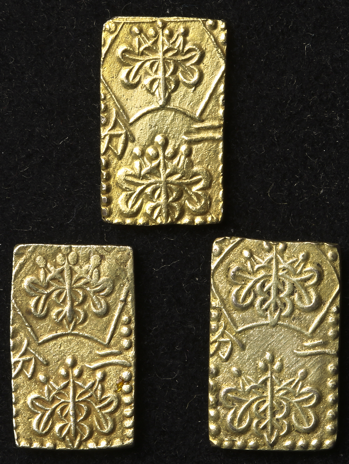 明治時代 二分金 花模様 明治二分判金 ｜骨董品買取 緑和堂