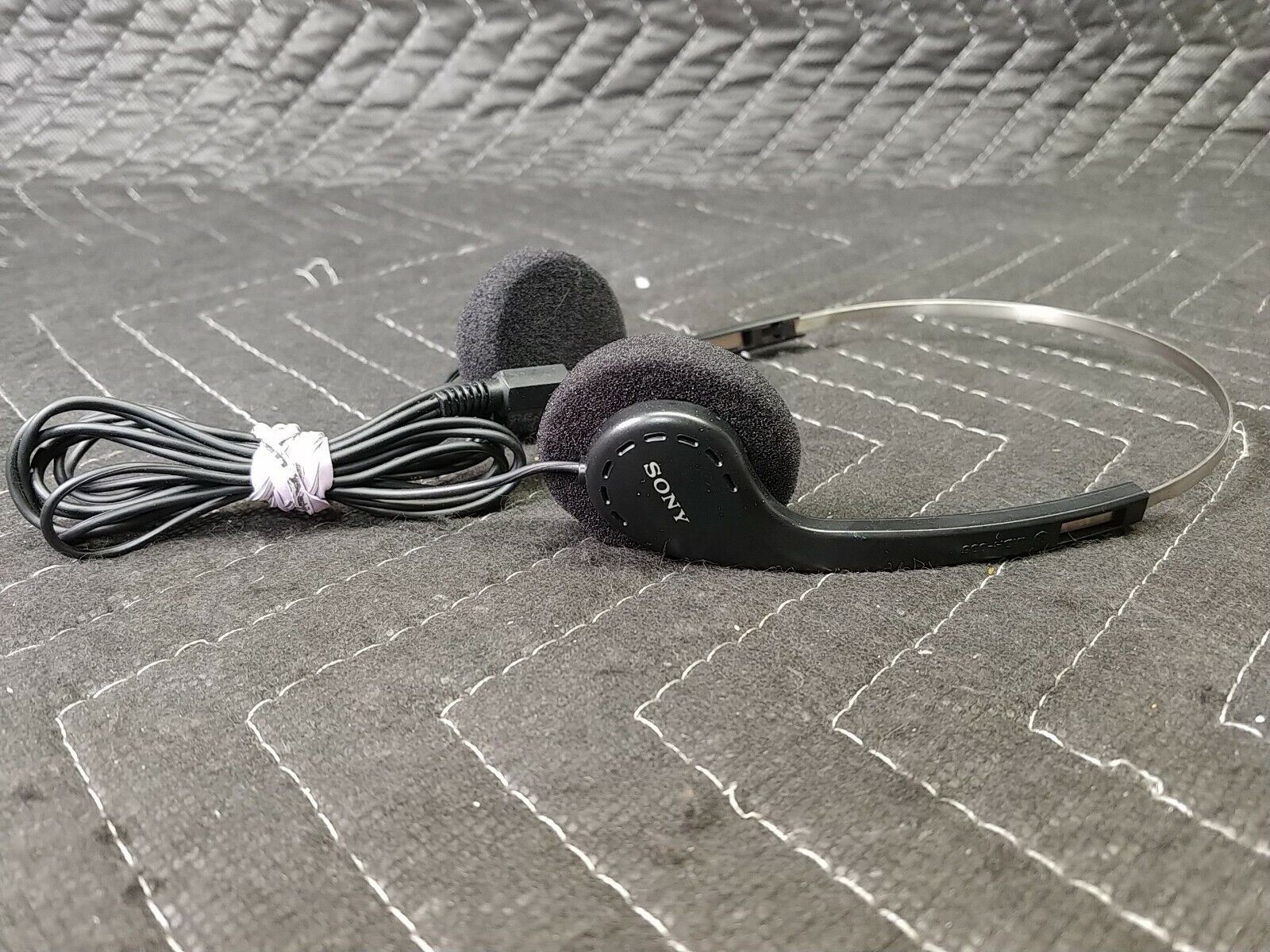 Vintage Sony MDR-006 tested Metal Headband Walkman Headphones