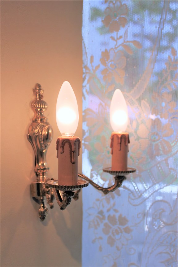 フランスアンティークスタイルのツインキャンドル・ブラケットライト