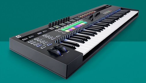 Novation SL Mk III | 8トラックのポリフォニックシーケンサーを搭載