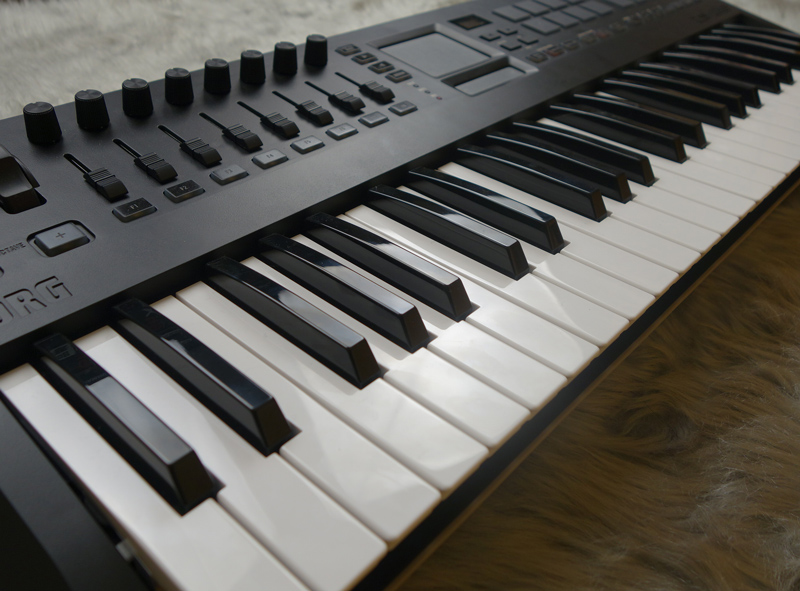 KORG taktile レビュー】フィジカルコントローラー搭載のMIDI