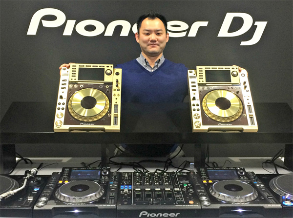 DJ機材 Pioneer CDJ-2000 Nexus DJM-2000NXS (archived) PROFESSIONAL