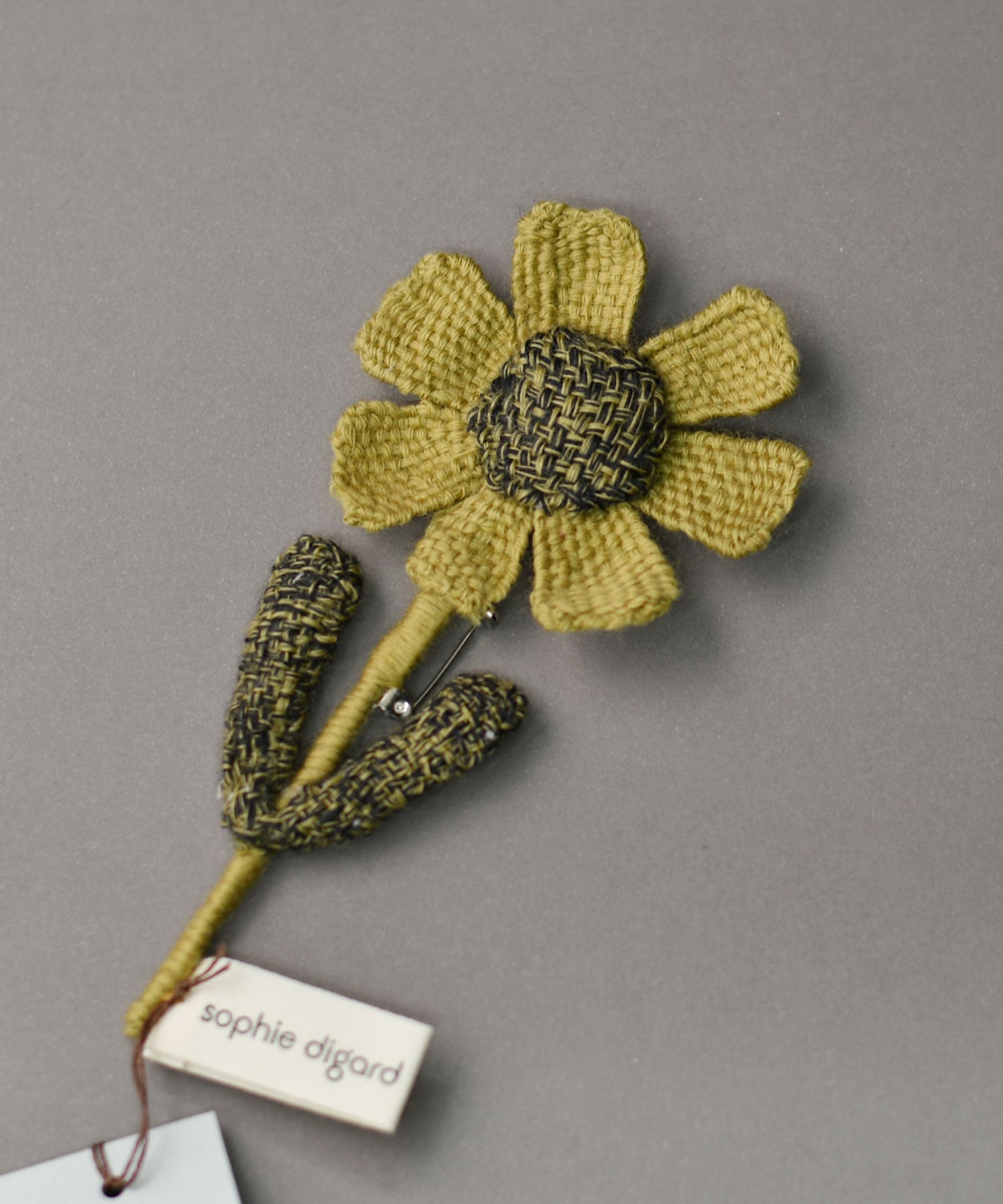 sophie digardのブローチ
