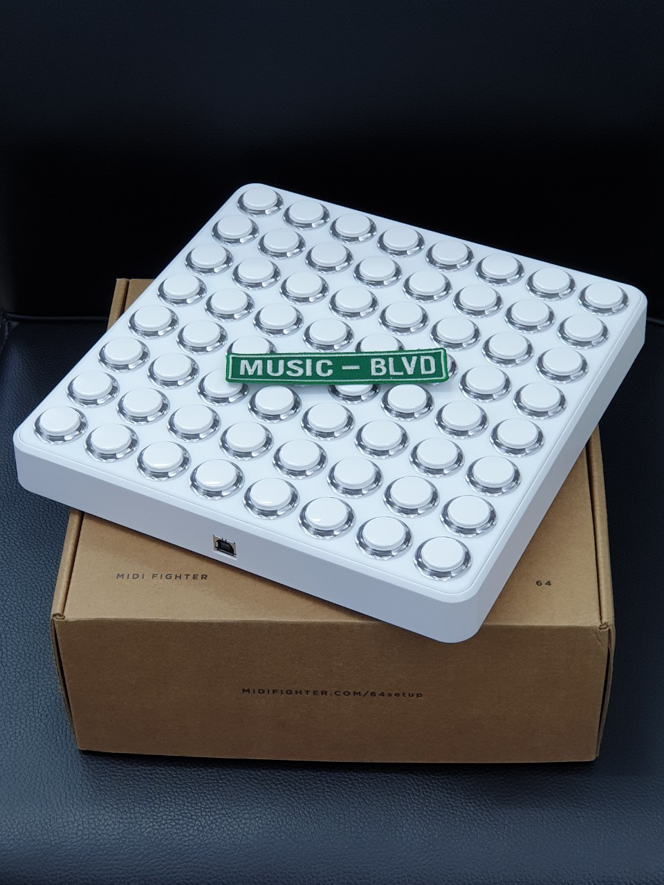 DTM・DAW DJ TechTools MIDI FIGHTER 64 MF64-WHITE Amazon | DJ