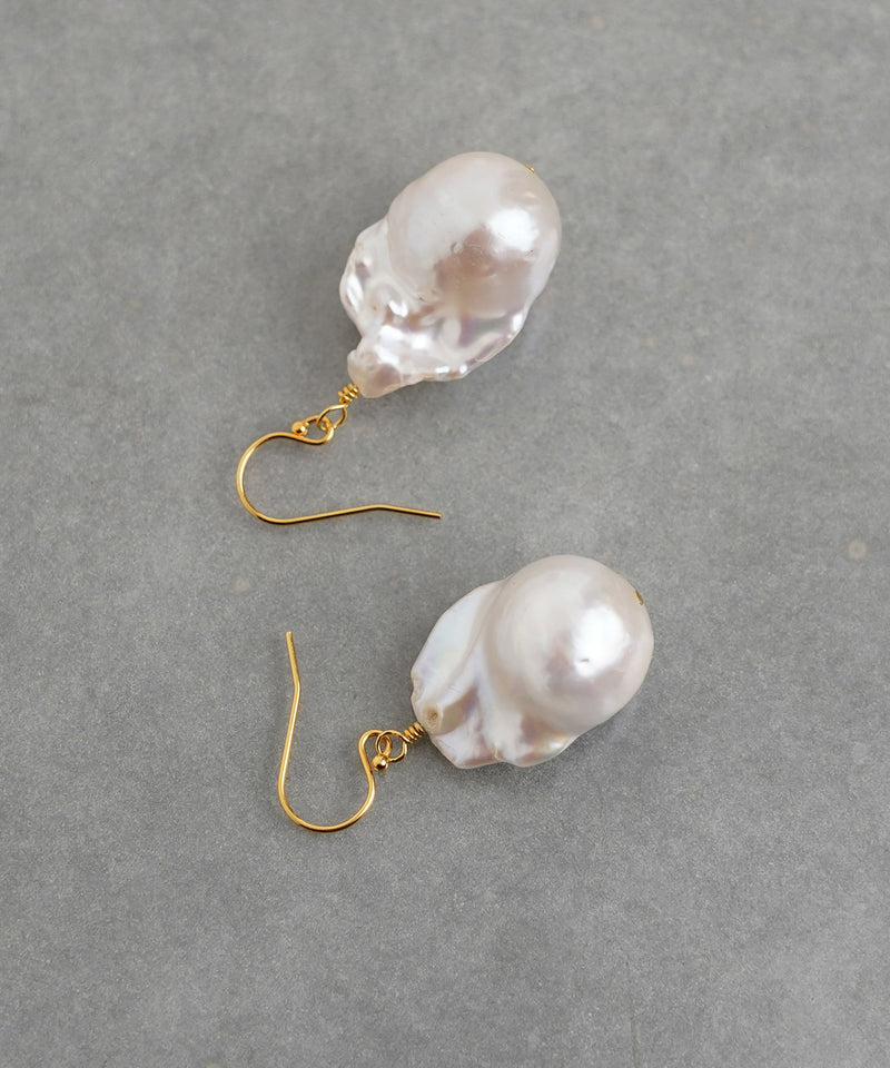 ISOLATION / アイソレーション】 BAROQUE PEARL PIERCE / バロック