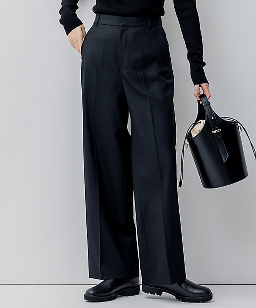 滝沢眞規子さん着用】クリアウールサキソニー ワイドパンツ