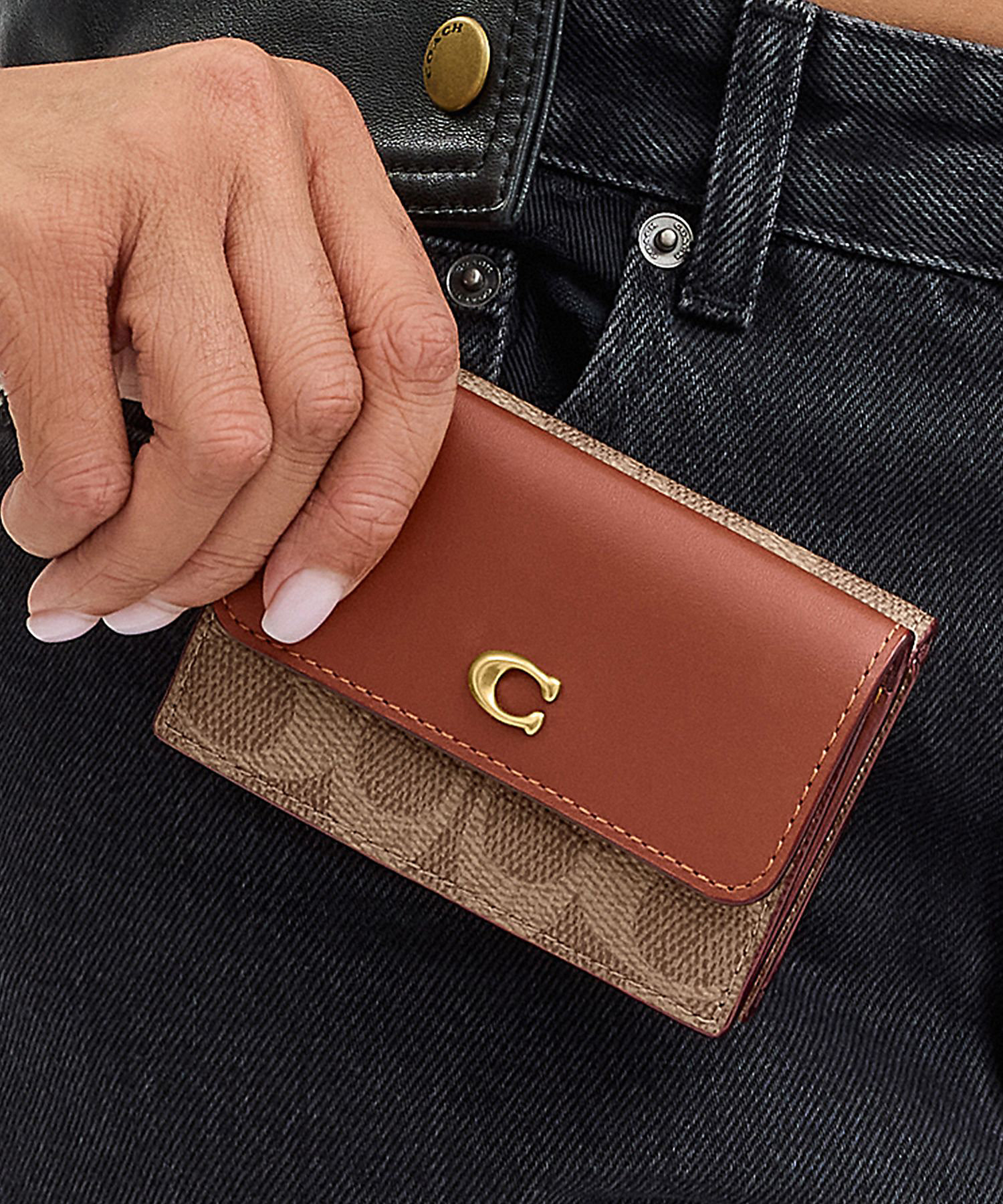 ミニ トライフォールド ウォレット・シグネチャー キャンバス | COACH