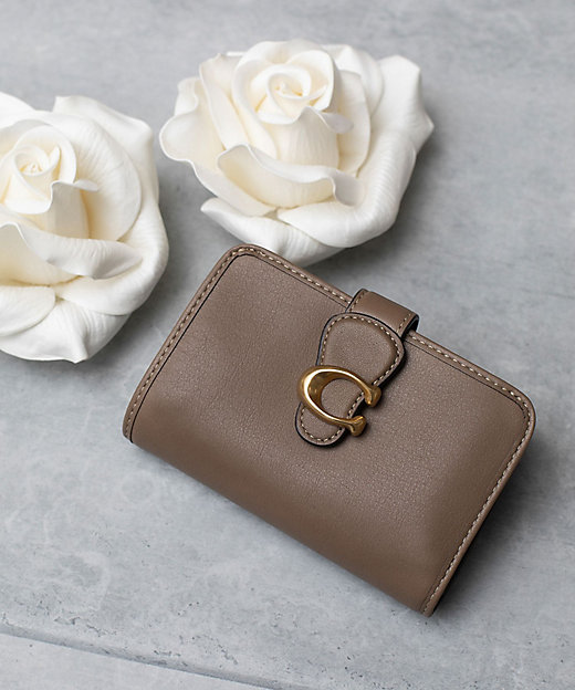 タビー ミディアム ウォレット | COACH/コーチ | 三越伊勢丹オンライン