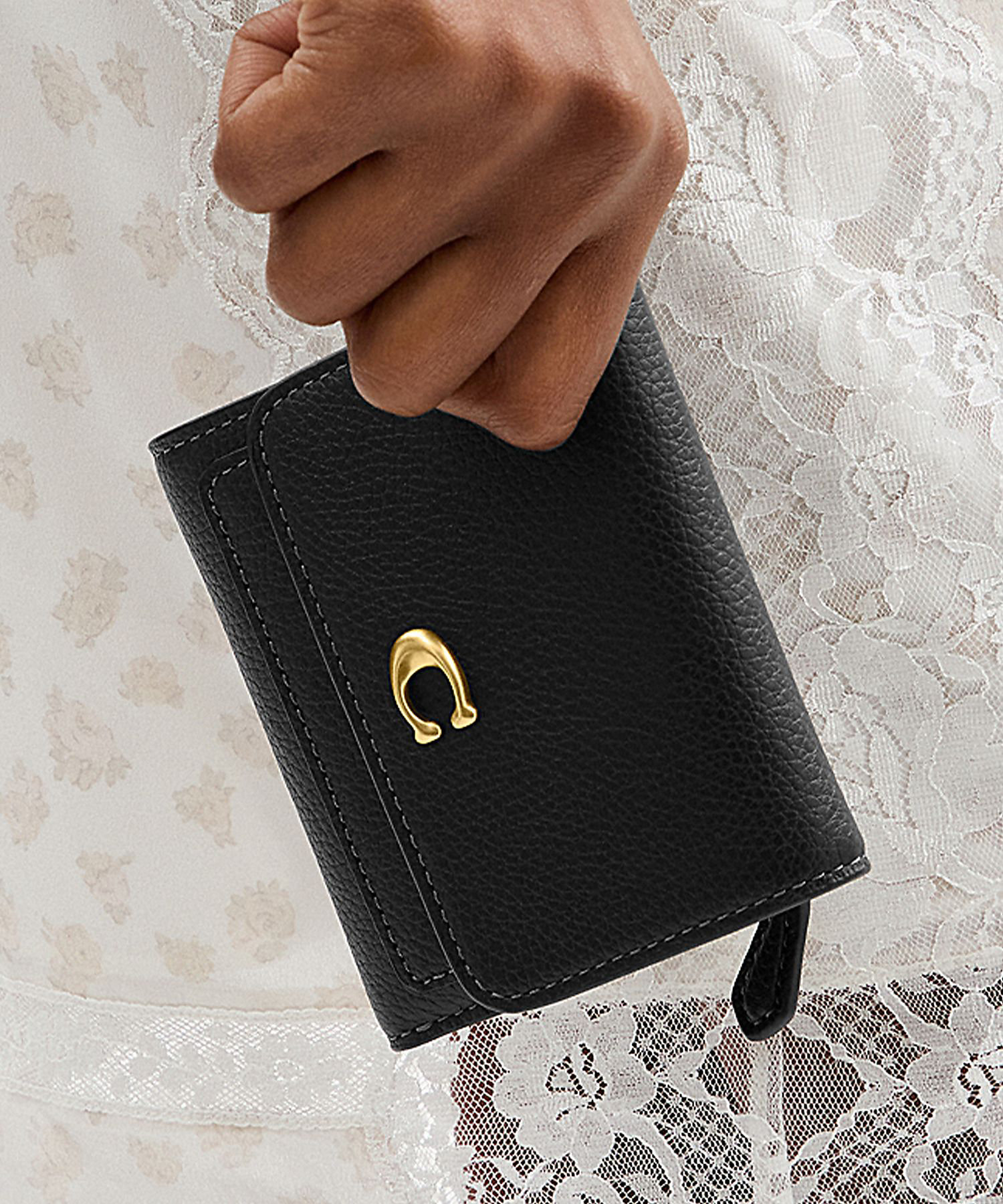 ミラ スモール フラップ ウォレット | COACH/コーチ | 三越伊勢丹