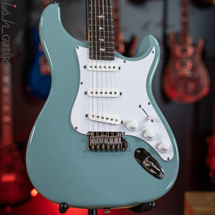 PRS SE Silver Sky Stone Blue Demo – Ish Guitars